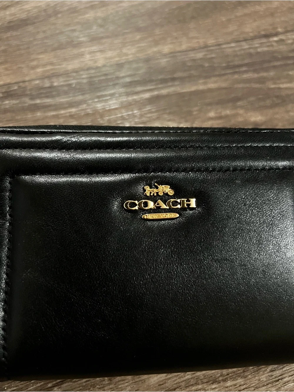 COACH Medium ID Zip Black Quilted Leather Wallet